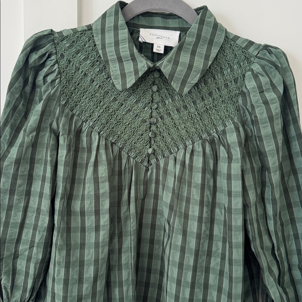 Tuckernuck POMANDER PLACE Green Windowpane Seersucker Vail Blouse Size XS - Picture 2 of 8